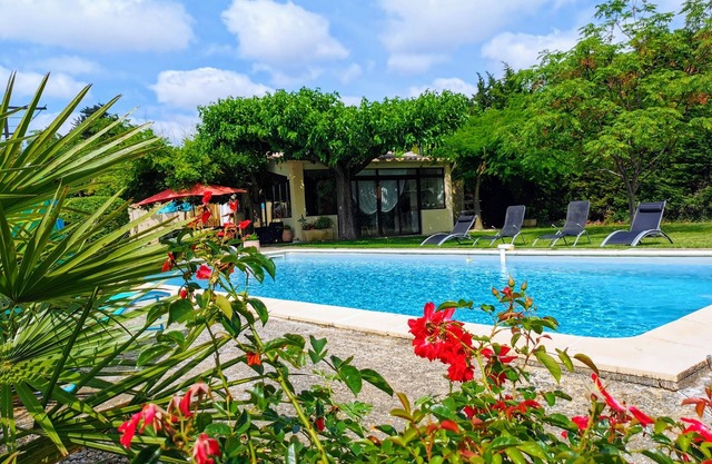 Maison de vacances en campagne avec piscine