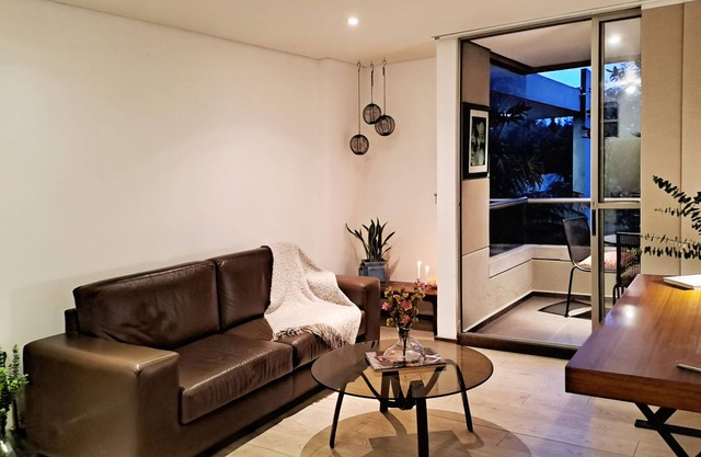 Countryside apartment with hotel services. Pet Friendly!