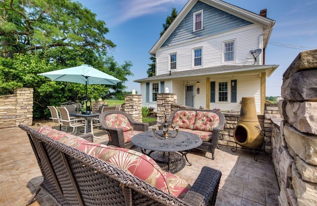 Countryside Home in Wooster w/ Patio & Fire Pit