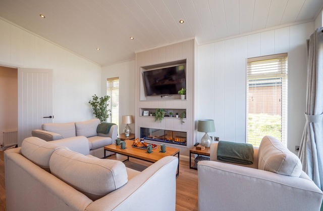 Countryside Lodge Retreat on Golf Course