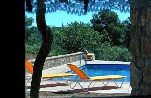 Countryside Villa in Beautiful Nature - Pool, BBQ, Outdoor Kitchen, Mountains