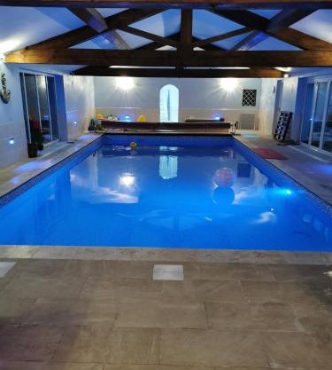 Couples Country Escape includes Private Indoor Pool and Hot tub in North Wales