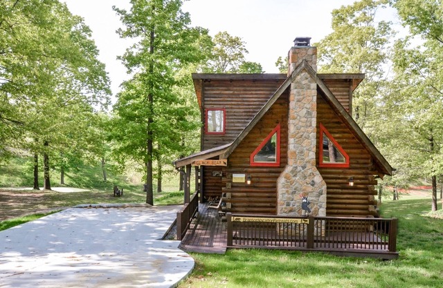 Romantique - Perfect Couples Getaway - Hot Tub - Cheminée
