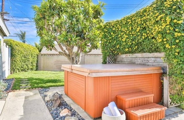 Couples Paradise With Big Backyard