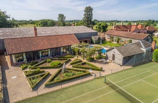 Cette grange unique et convertie est située dans un magnifique AONB.