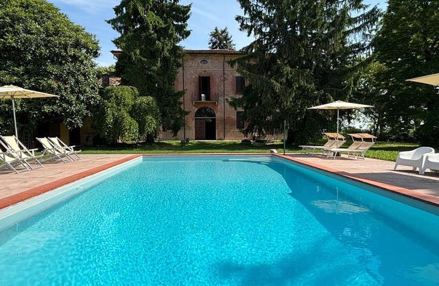 Court "Desert. Ancient building with swimming pool