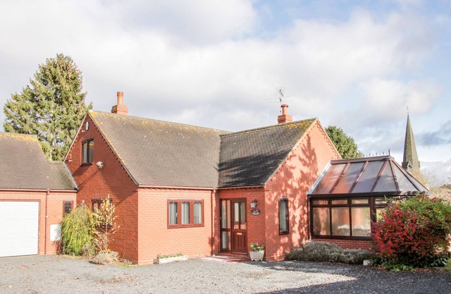 Court Farm, CLEOBURY MORTIMER