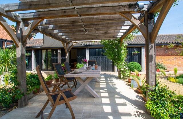 Courtyard Barn 2 - Deux Chambres Maison, Couchages 4