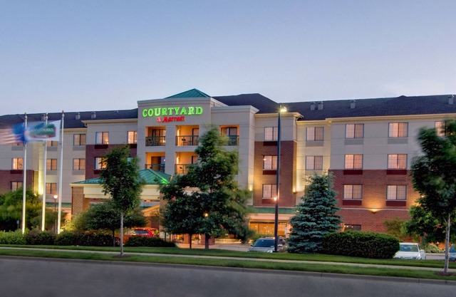 Courtyard by Marriott Madison East