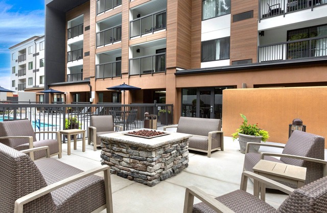 Courtyard by Marriott Winston-Salem Hanes Mall