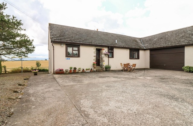 Courtyard Cottage, DUNS