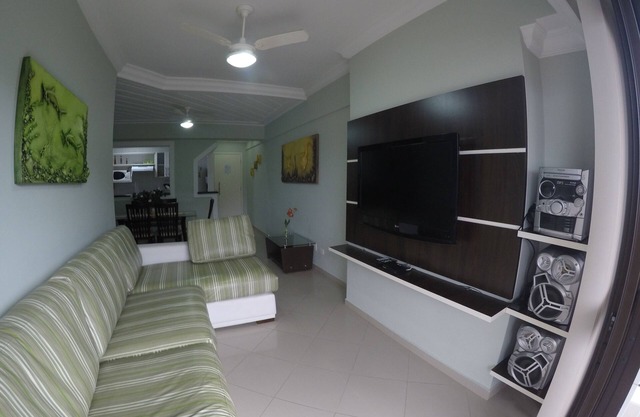 PIED DANS LE SAND-AIR CONDITIONED-SERV. DE PRAIA-3DORMS-2GARS-SACADA-WIFI-COND. CLUB
