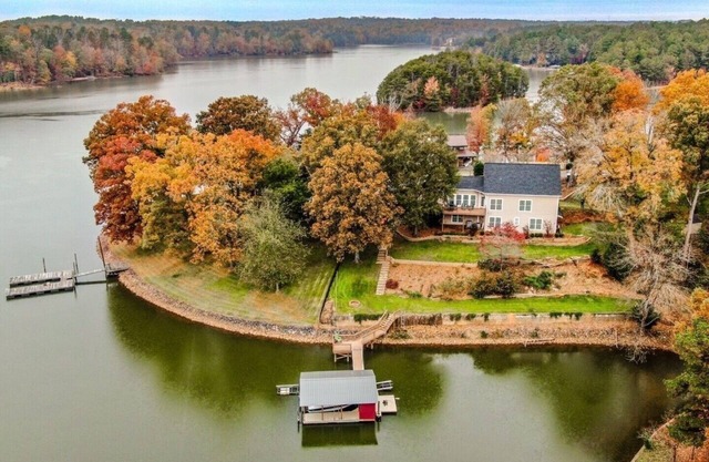 Coventry Cove Lakefront House
