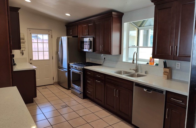 Covina mini resort