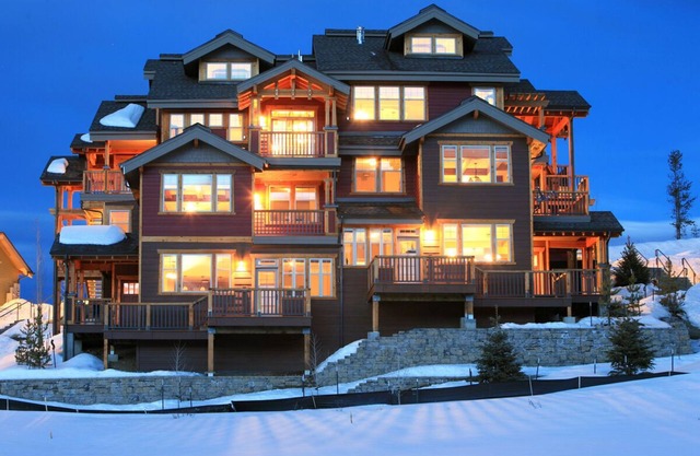 Cozens Point I-302 de WPLCo | Superbe maison de ville | Nouveau décor | Literie en peluche | Plaisir en famille