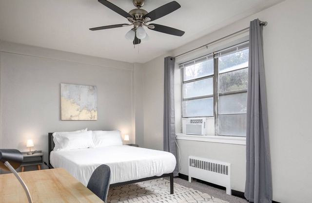 Cozy 1 BDRM ♛near UAB♛Fast Wifi✓Remote Work Space✓