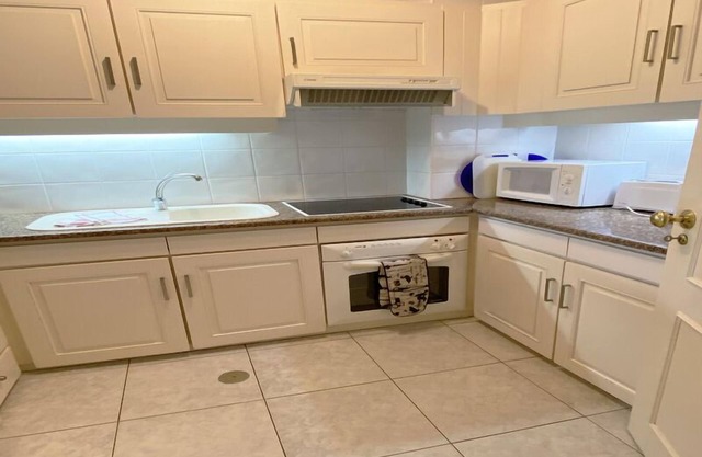 Cozy 1 Bedroom Apartment in Vale do Lobo - A18 - Vale do Lobo, Almancil, Algarve