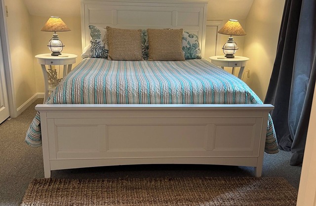 Cozy 1-bedroom apartment with AC, WiFi in serene Hampton
