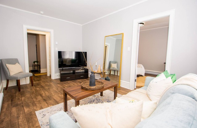 Cozy 1-bedroom Apt in Uptown SJ