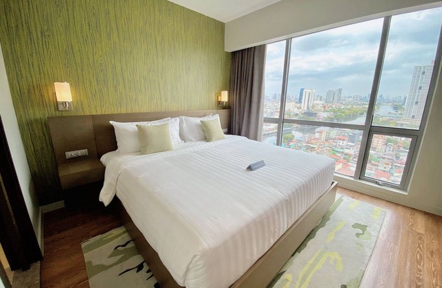 Cozy 1-bedroom condo in welcoming Mandaluyong with AC, WiFi, Gym