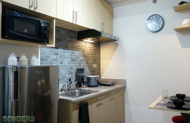 Unité de condo 1 chambre confortable dans la ville de Makati