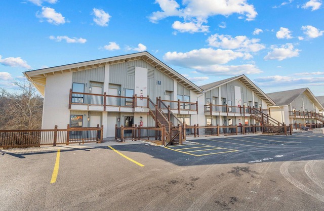 Cozy 1 Bedroom Retreat on Lake Taneycomo