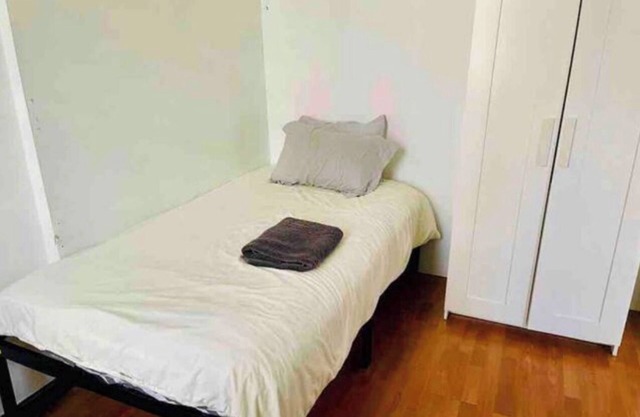 Cozy 1-bedroom with AC and WiFi in trendy LES in downtown New York