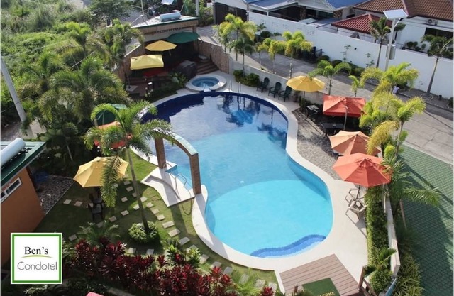 Cozy 1-bedroom with pool Skyline Views,65inchTV with WiFi and Netflix in Angeles