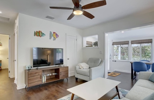 Cozy 2/1, Close to Las Olas/Beach, Port, FLL