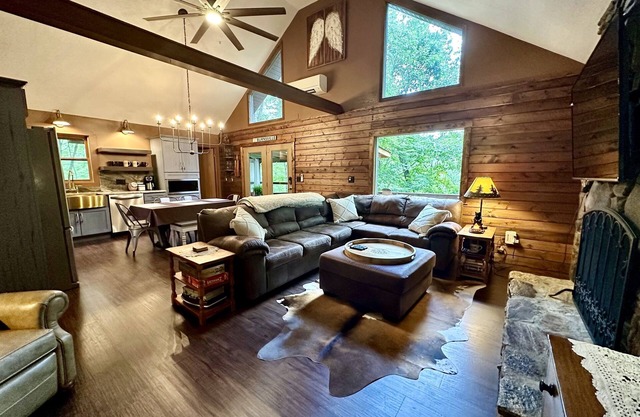Perfect Mountain Retreat à Burnsville, NC!