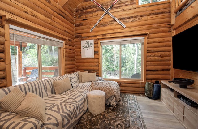 Cozy 2-bedroom cabin in tranquil Brian Head
