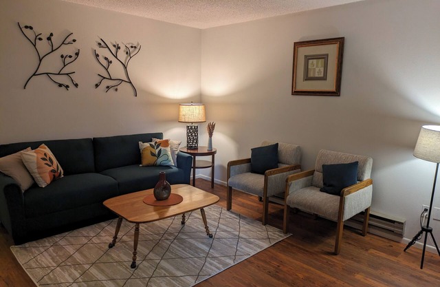 Cozy 2-bedroom condo close to CSU campus