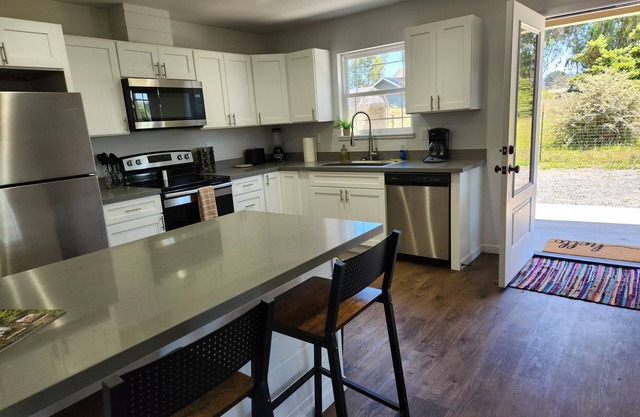 Cozy 2-Bedroom Eucalyptus Home