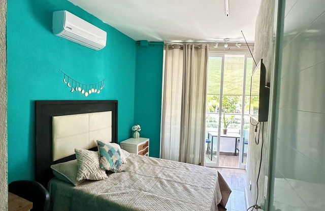 Cozy 2-bedroom apartment with WiFi, AC in charming Puerto Vallarta, Exc.location