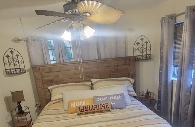 Cozy 2 bedroom nook near Texas Medical Center Downtown & Reliant Stadium