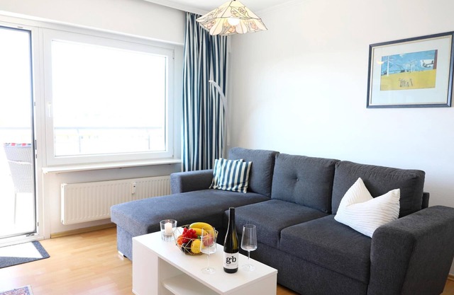 Cozy 2-room apartment with south-facing balcony, wellness area in Westerland
