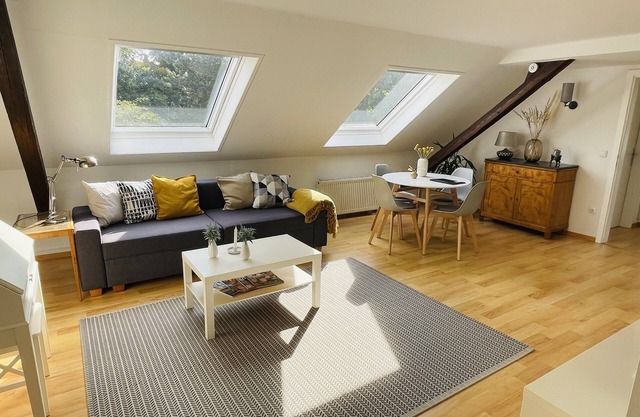 Appartement confortable de 2 pièces avec cuisine et salle de bain