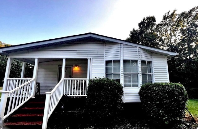 Cozy 3 Bed/2 Bath House in Lake Wylie area