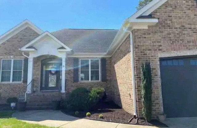 Cozy 3 Bedroom 2.5 bath home away from home.