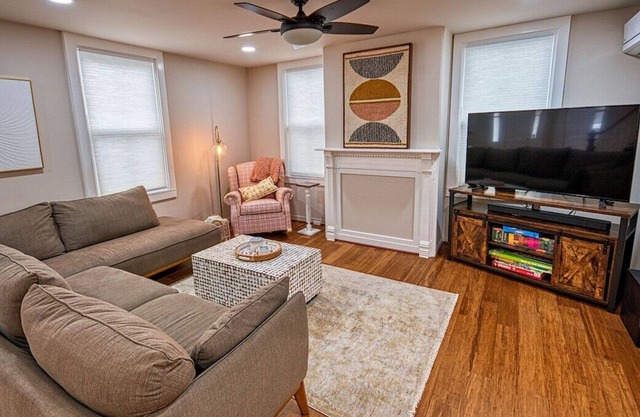 Cozy 3-bedroom cottage steps away from the water.