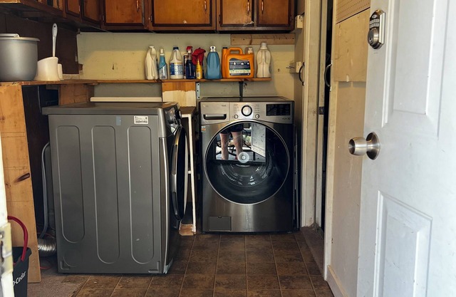 Cozy 3-bedroom house in quaint Morristown with AC, WiFi
