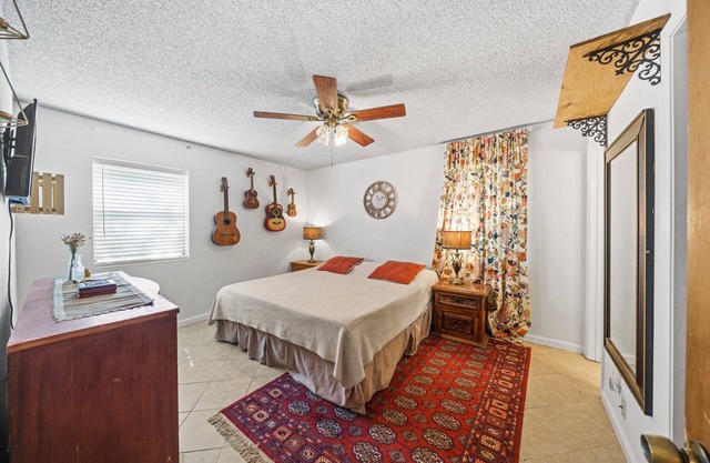 Cozy 3 Bedroom Ranch on Quiet Street Centrally Located in the Hill Country