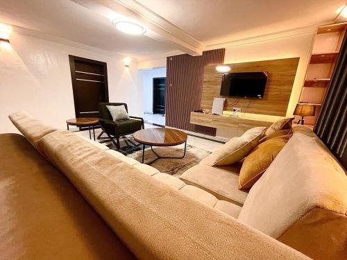 Cozy 3BR Condo Challenge, Ibadan
