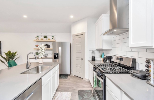 Cozy 3BR W/Backyard Near NRG & Downtown