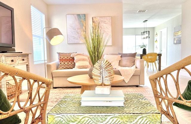 Cozy 3BR with Spa Shower near San Marcos/New Braunfels