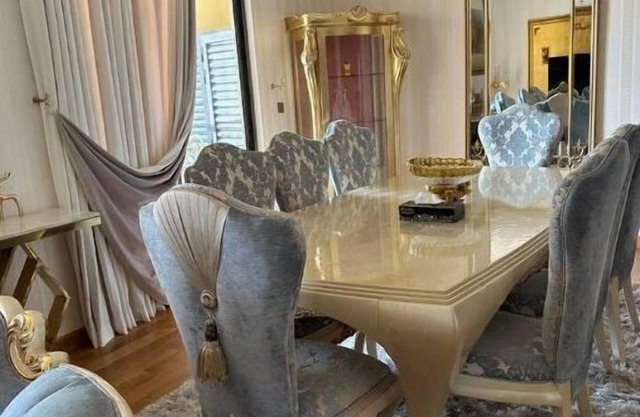 Cozy 4 BHK Apartment in Dubai