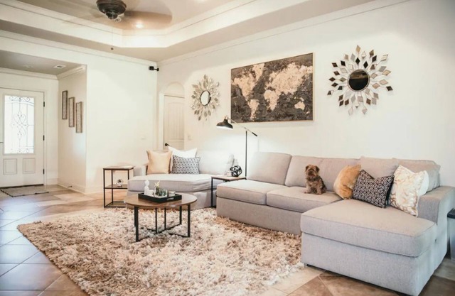 NEW! Cozy 4 BR home - Pet friendly
