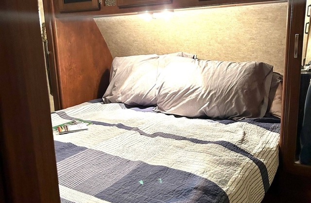 Cozy 5 Bed Glamping Retreat Peachessa Experience @ KHP