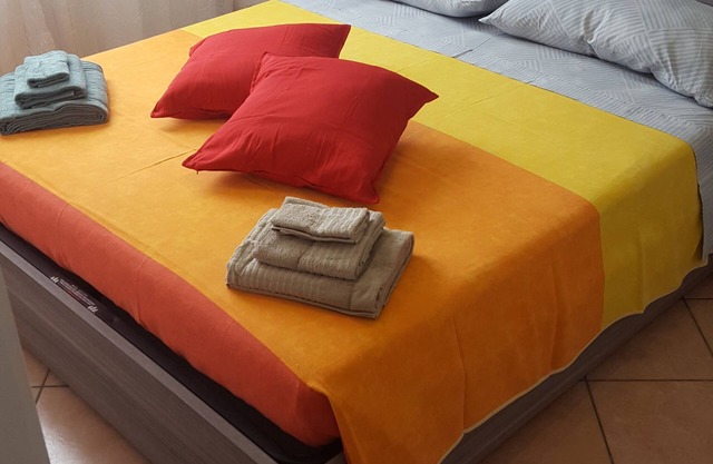 Cozy 5 minutes from the Fair, in a residential area, convenient to the center