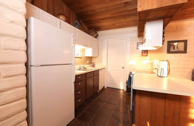 😀COZY ADOBE SLEEPS 7😀 2/2